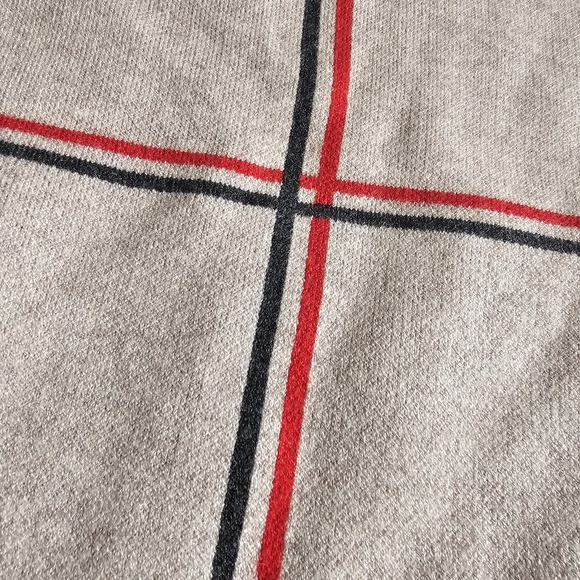 Tahari Mock Neck Long Sleeve Sweater - Picture 4 of 13